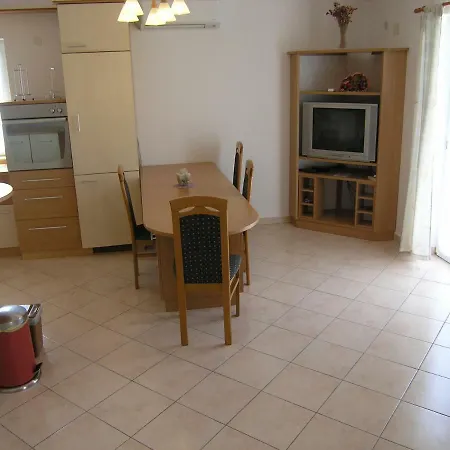 Apartman Juric Krk Town