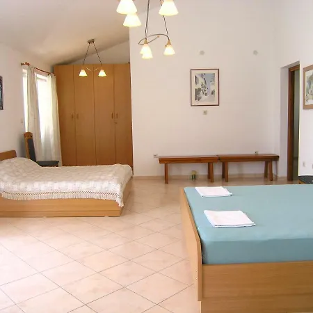 Apartman Juric Krk Town